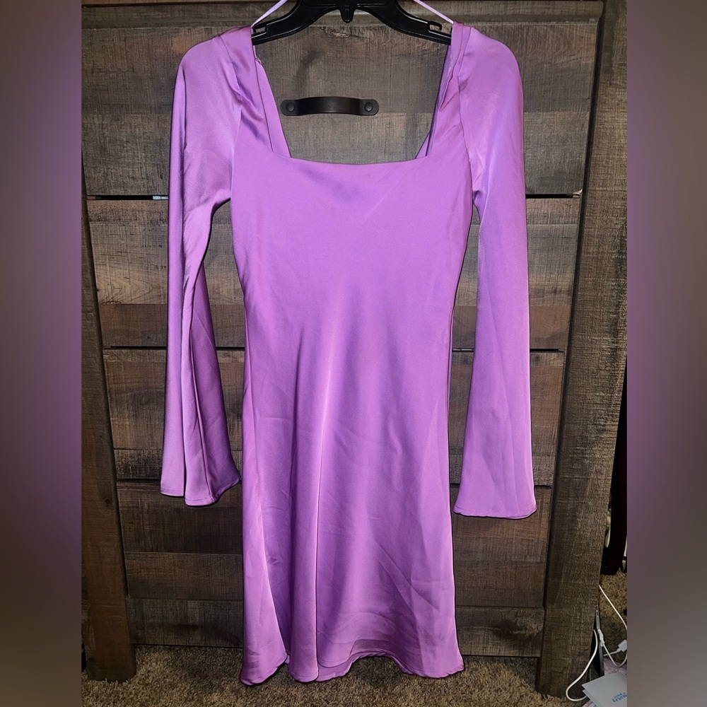 Dee Elly Square Neck Satin Dress